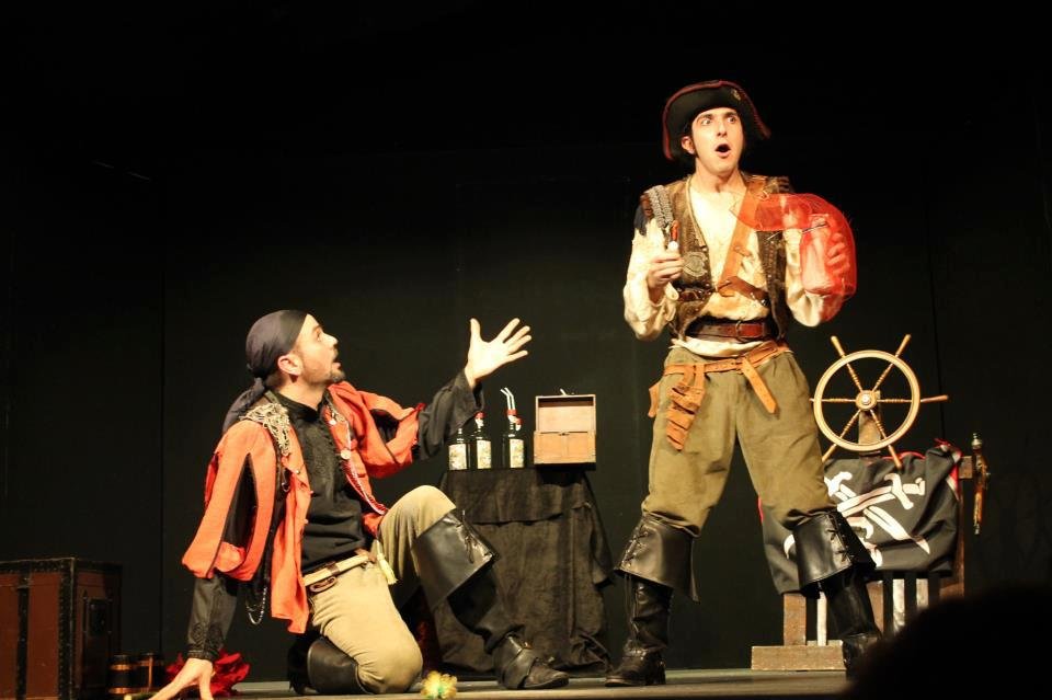 Andrea Corvo — pirati giocoleria magia