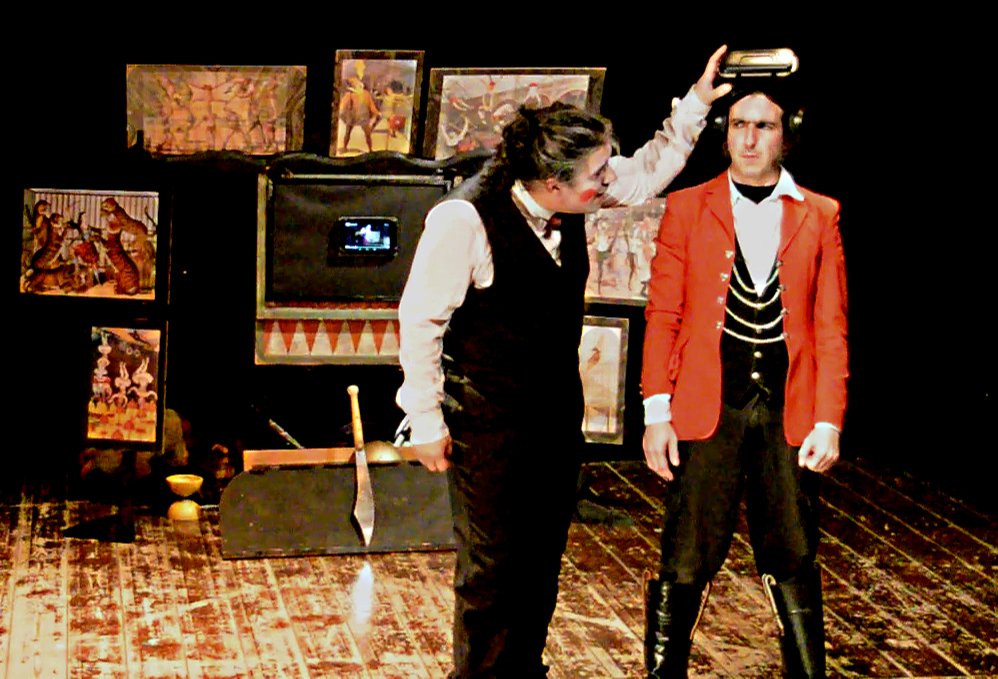 Andrea Corvo — La Historia de lo Circo